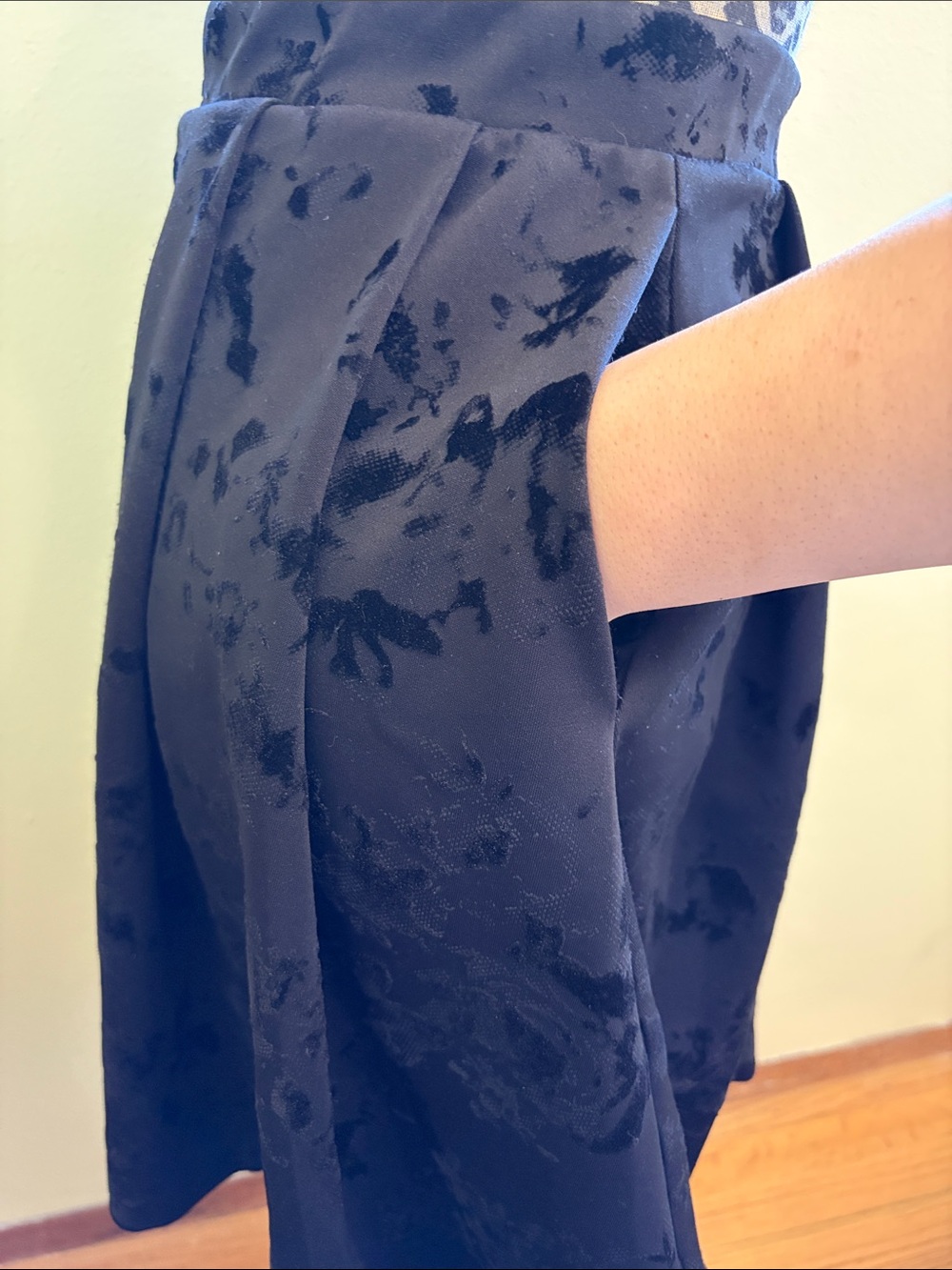 Torrid Burnout Velvet Pleated Skater Skirt - Picture 7 of 10